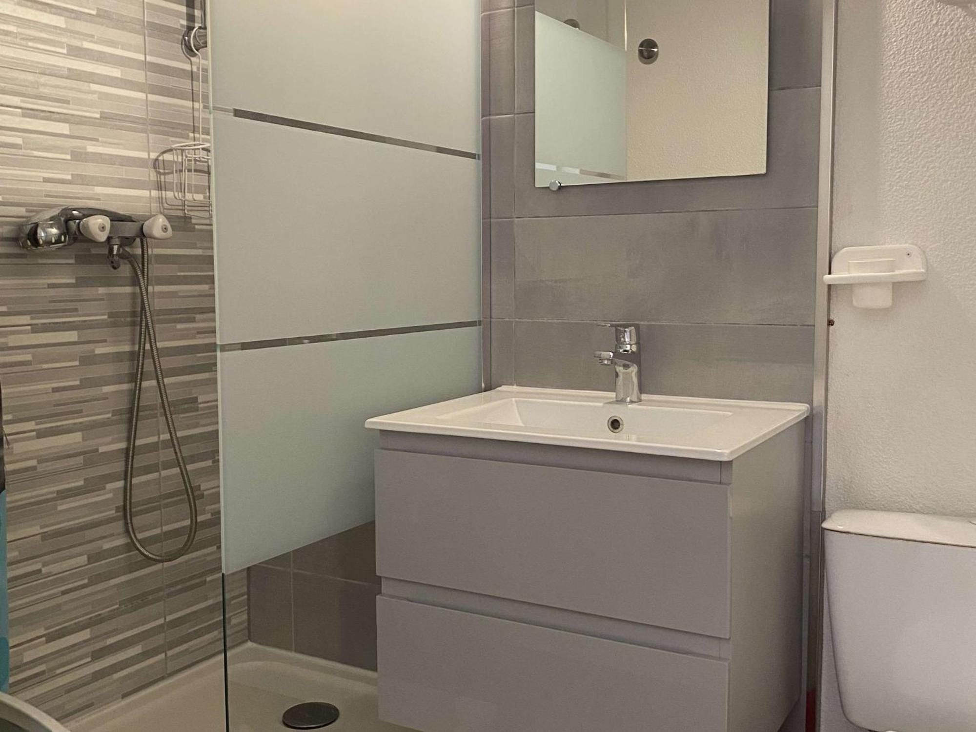 Studio Balaruc-les-Bains, 1 pièce, 2 personnes - FR-1-553-114 Extérieur photo